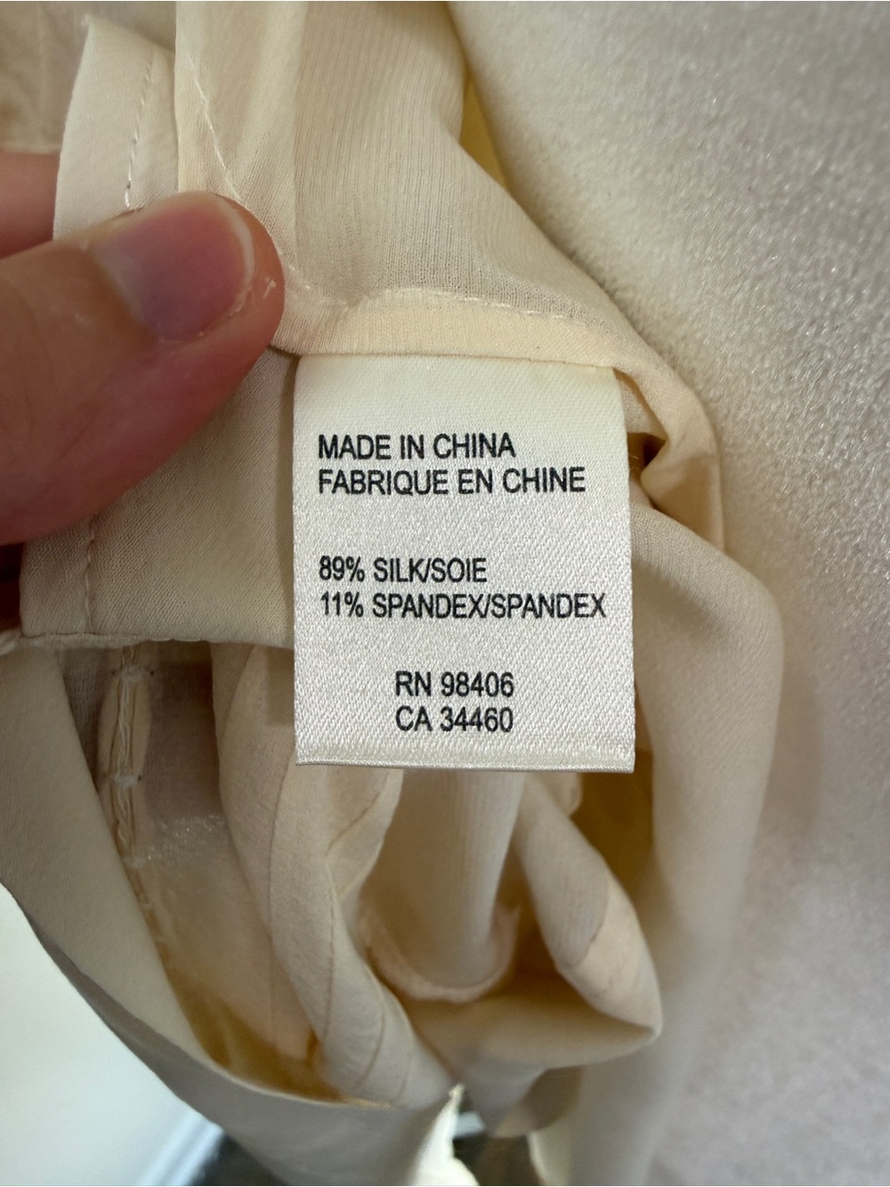 Theory Cream Silk Pintuck Embroidered Blouse – Size Medium - Picture 8 of 9